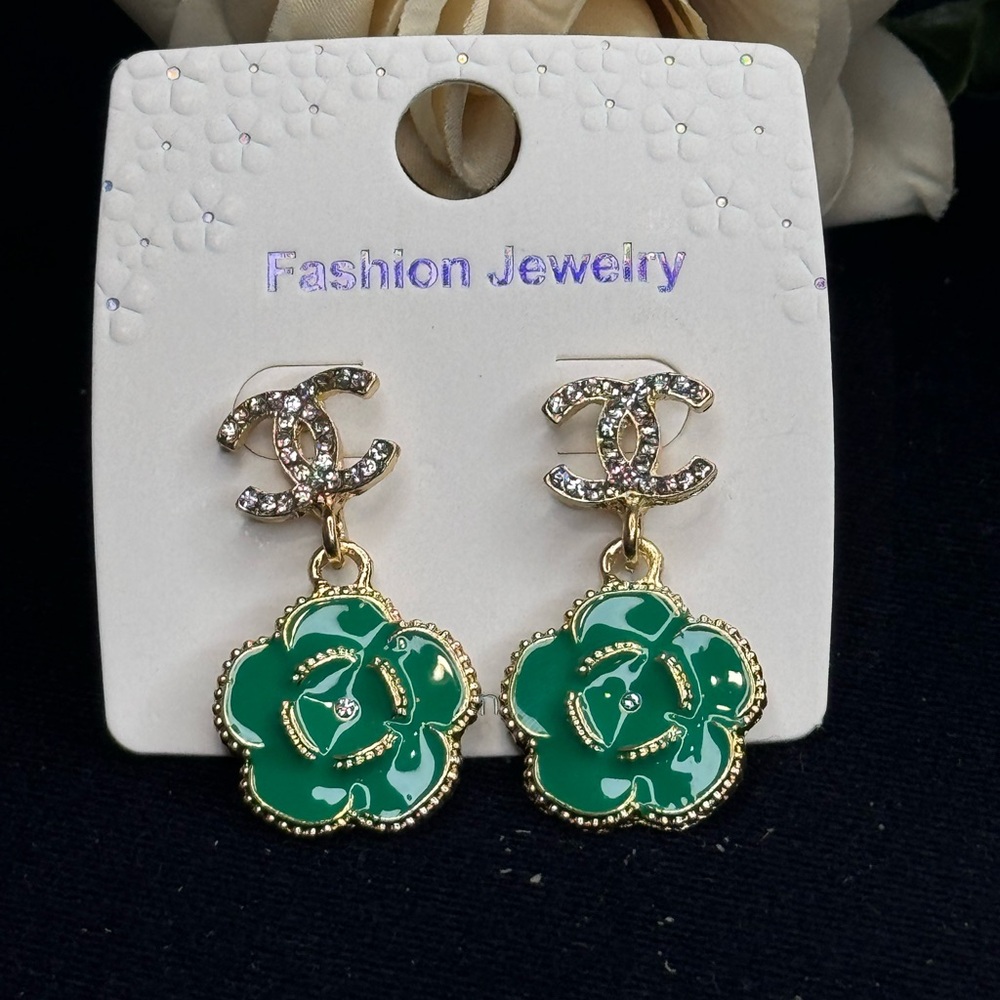 Green Camellia Flower Crystal Dangling Earrings
